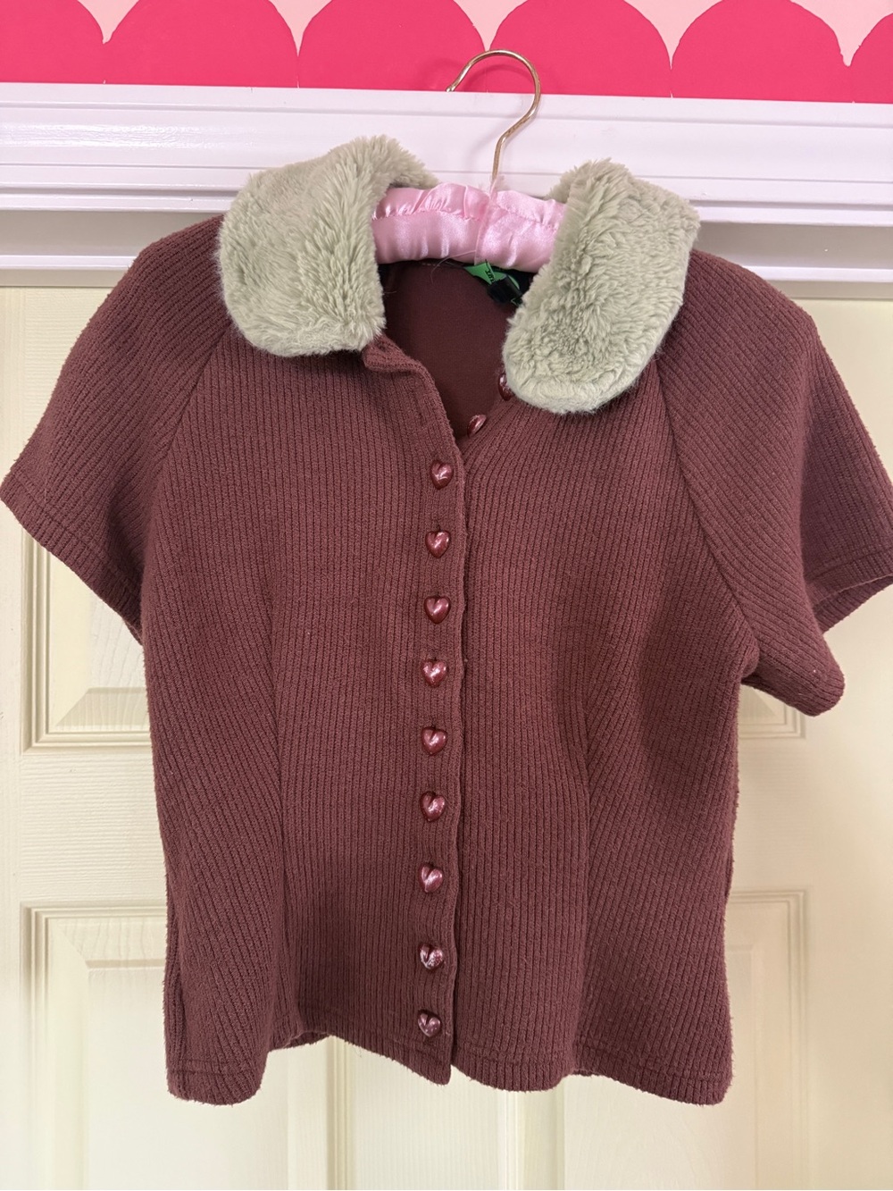 Vintage Brown knit top with heart buttons